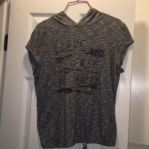 Super cute and comfy workout top🌼